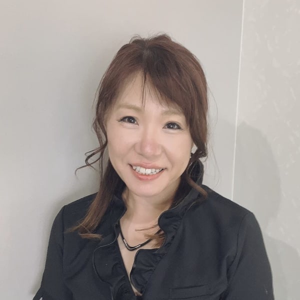 eternity hair beauty【エタニティーヘアービューティー】のスタッフ紹介。白井 順子