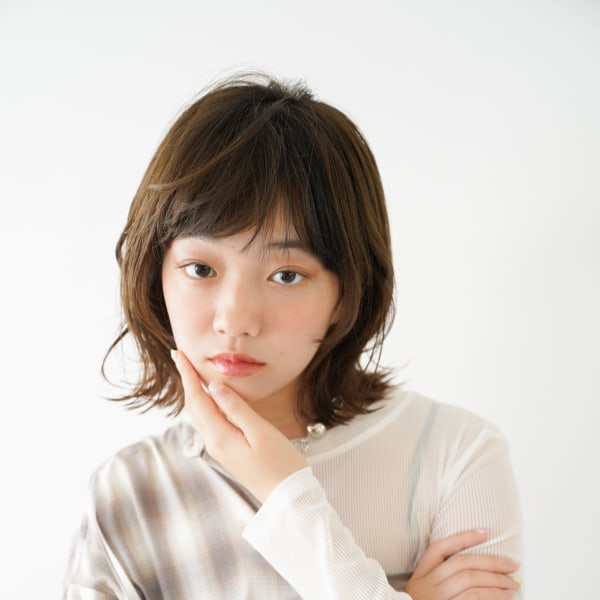 くびレイヤーエモージュグレージュカラーくびれショート/吉祥寺|tokute吉祥寺【ケアブリーチ/ダブルカラー/ショートボブ/レイヤー】