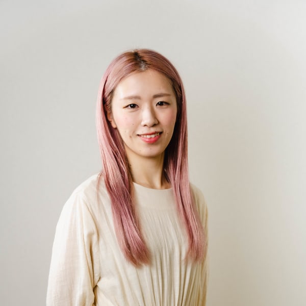 newi hair&treatment大分中央町店【ネウィヘアアンドトリートメントオオイタチュウオウマチテン】のスタッフ紹介。滝口 茉耶