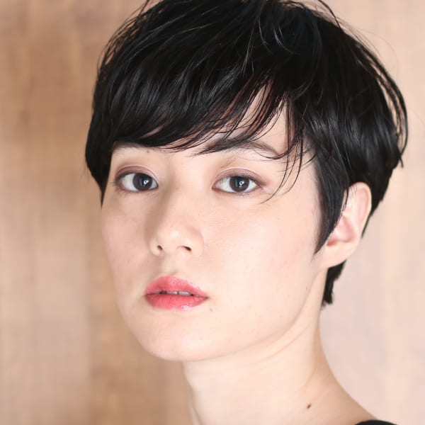 40代50代小顔前髪イメチェンアンブレラカラーショート