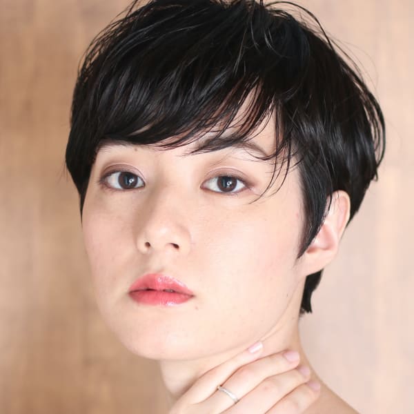 40代50代小顔前髪イメチェンアンブレラカラーショート