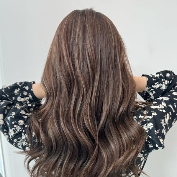 ミルクティーグレージュ