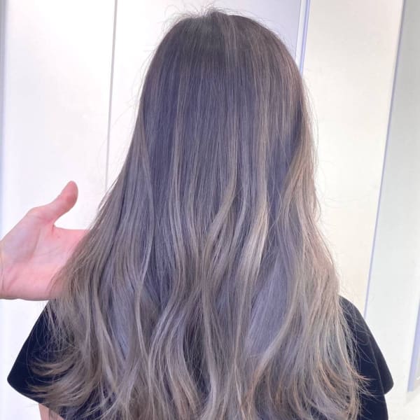 グレージュカラー