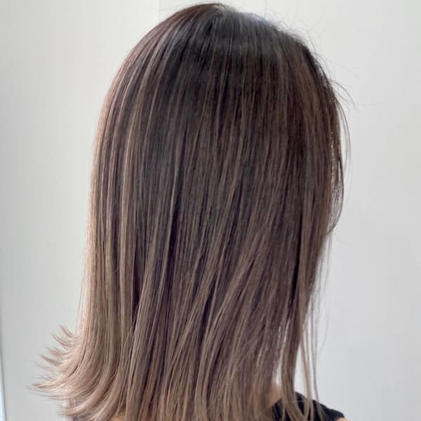 グラデーションベージュ