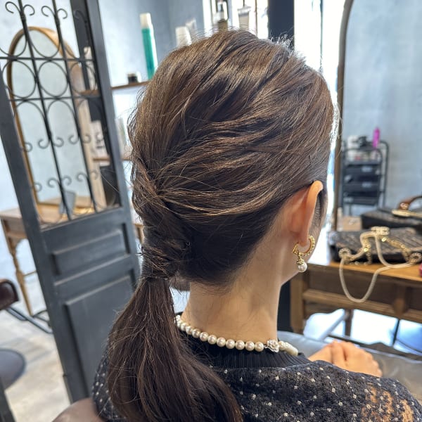 ポニーテール　スタイル