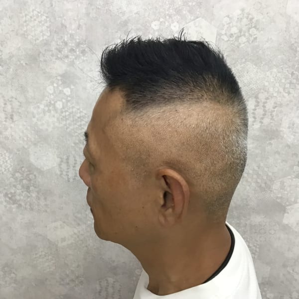 刈り上げショートスタイル