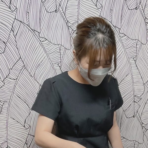 メンズ&レディース脱毛サロン Raggiare【メンズアンドレディースダツモウサロン ラジャーレ】のスタッフ紹介。ヤマモト