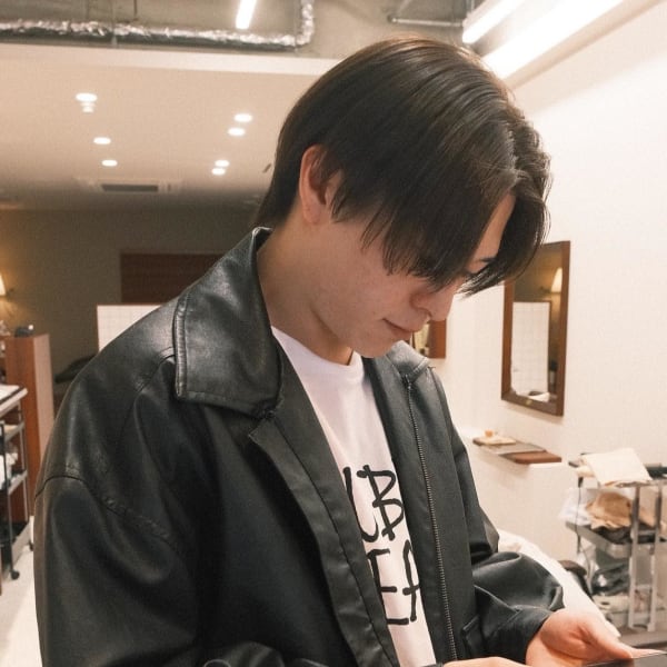 【Look at】センターパート韓国風ダウンパーマ|Look at