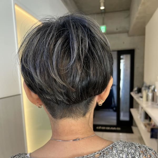 40代50代60代マッシュショート/白髪ぼかしハイライト