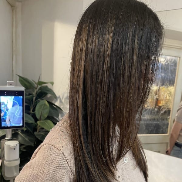 流行りのレイヤーたっぷりハイライトロングヘア梅ヶ丘美容室