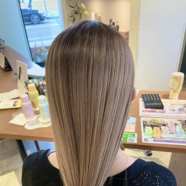 ブリーチありミルクティーベージュ☆小林|SARA Beauty Sight 志免店