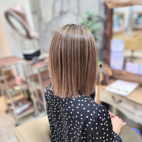 ミルクティーベージュ×シャドールーツ|another sky