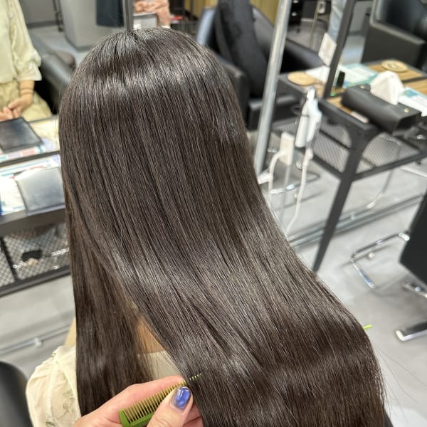 高濃度水素縮毛矯正×美髪×小顔|JENNIE by Menon