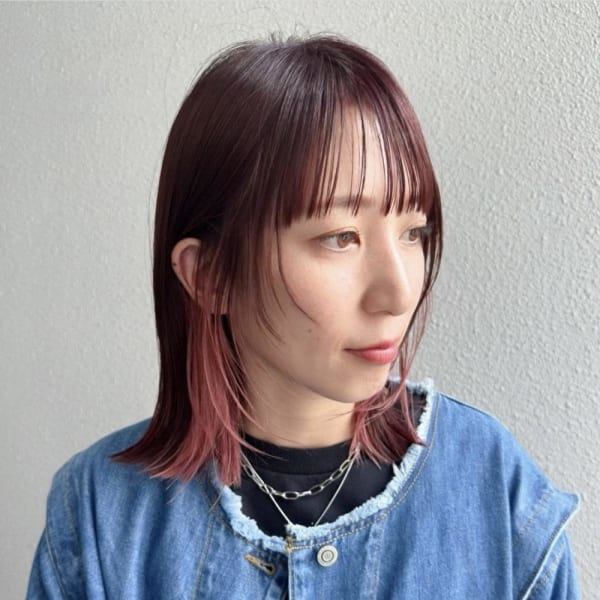 ウルフマッシュ耳かけボブシャギーボブピンクヘアー