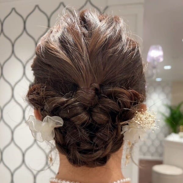 大人クラシカルな三つ編みアレンジ**