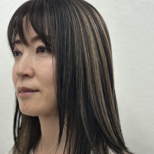 レイヤーロブ/ダブルカラー/グレーベージュ/ブリーチ