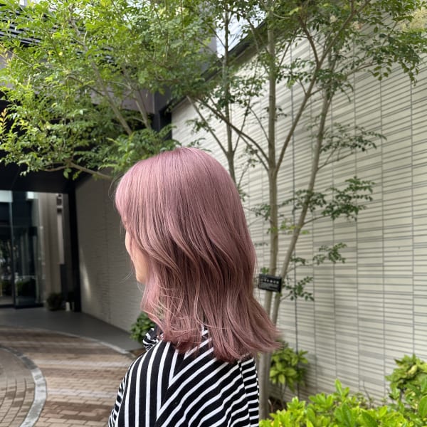 ブリーチピンクベージュ|PLAY