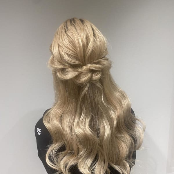 ハーフアップアレンジ