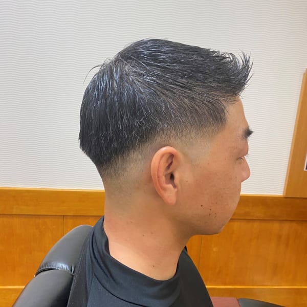 スキンフェード×フォワードスタイル