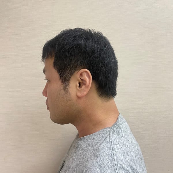 耳だしビジネスマンスタイル