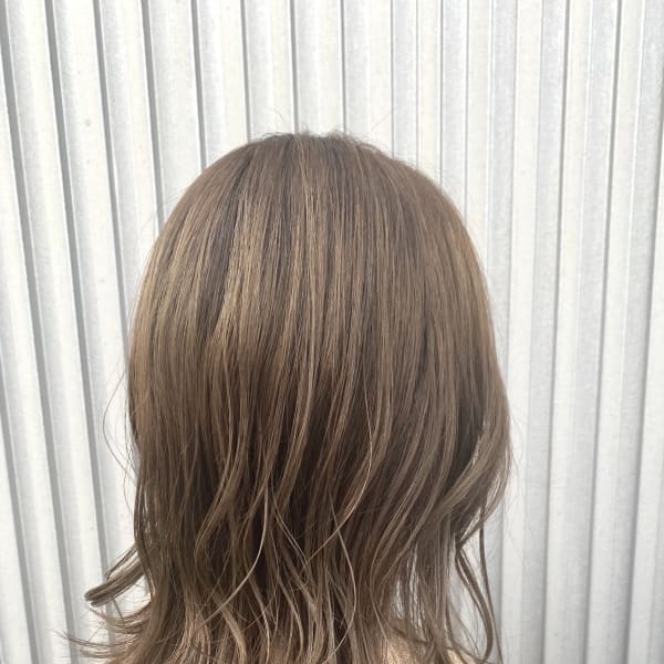 【外ハネミックス】30代40代ミディアムレイヤー　グレージュ|HAIR MODE STUDIO N's