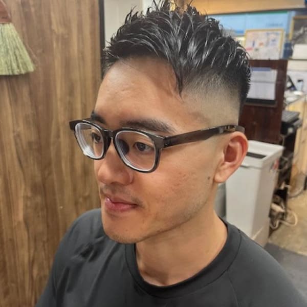 スキンフェードスタイル|KINGMAN BARBER田町