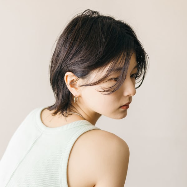 前髪無しのショートボブ