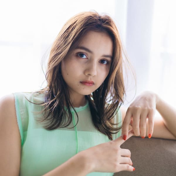 くびれミディアム