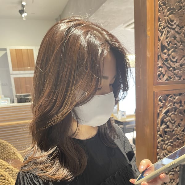 ハイライトベージュ