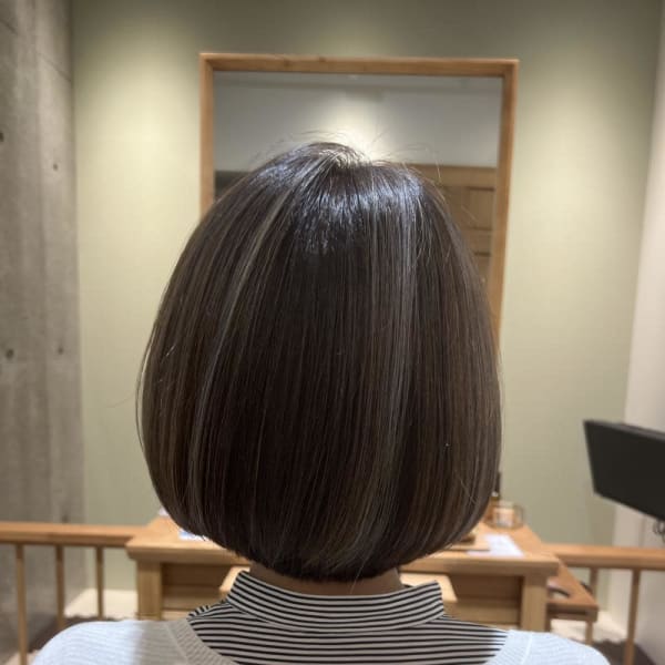 【sourire南大分】白髪ぼかしハイライト×ボブ|半個室型美容室 Sourire 南大分店