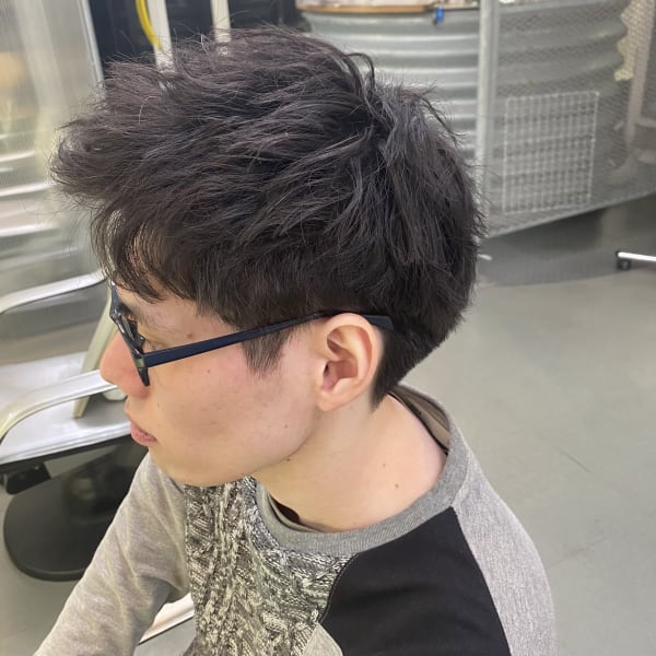 20代　刈り上げショート