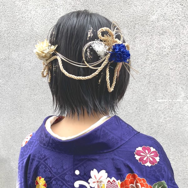 卒業式袴着付け 黒髪ボブの華やかアレンジ