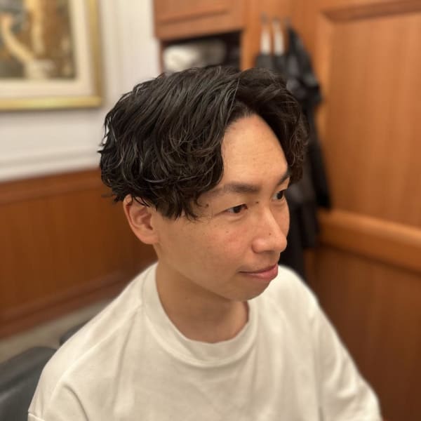 緩めツイストパーマ|Y's BARBER GINZA 御茶ノ水店