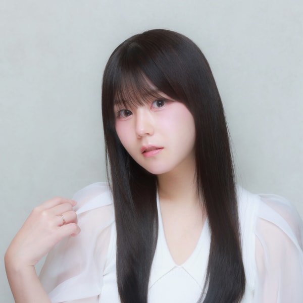 艶髪ロング×骨格矯正顔周りカット
