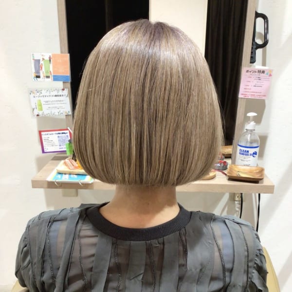 オシャレにグレイヘアを|LOHAS Hair ANGIE