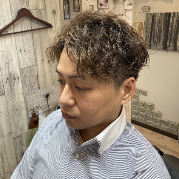 ツイストスパイラルパーマ|LiNK【リンク】