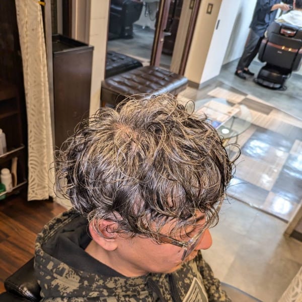 グレイヘア×スパイラルパーマ|Grooming&Hair Salon SKY