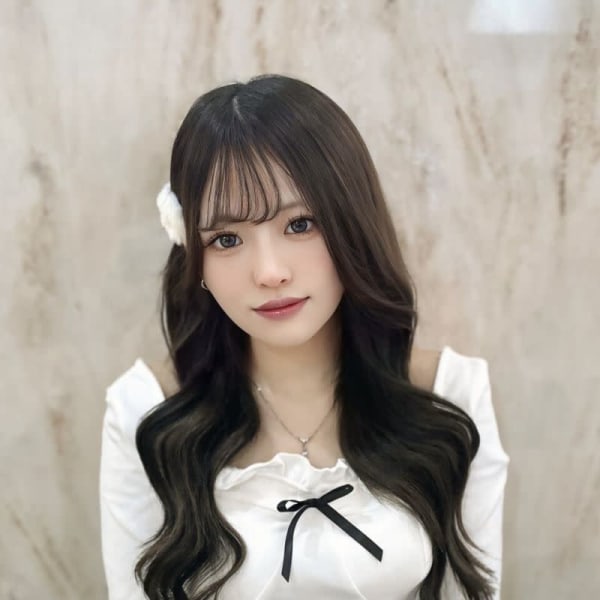 Lovis【ラビス】のスタッフ紹介。中島 遼香