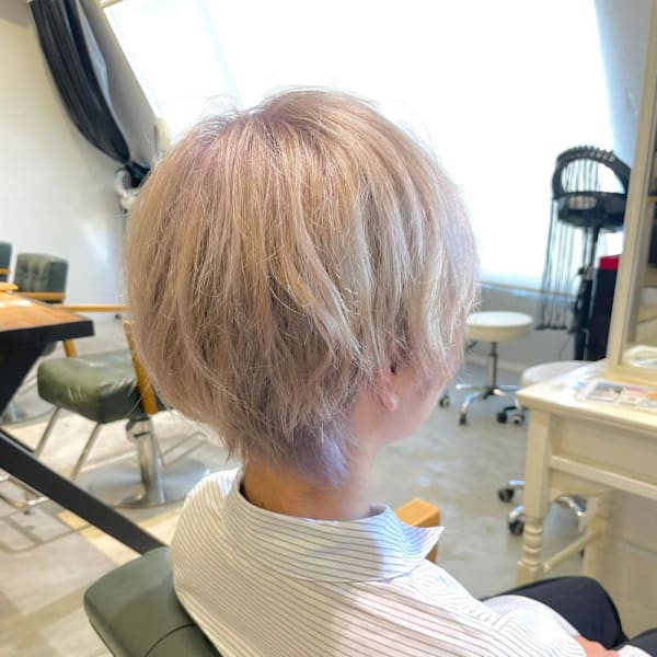 シルバーアッシュグレージュ/10代20代/大橋