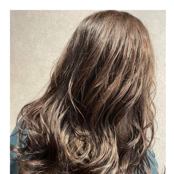 【ストレートタイプ】★40・50代必見★ ぼかしヘアー