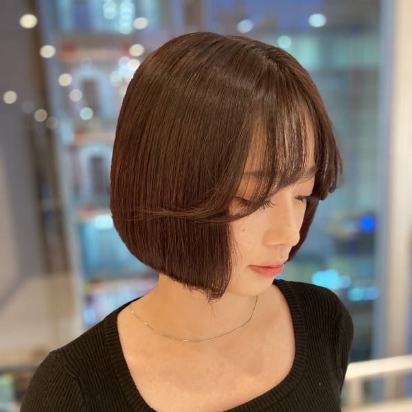 ボブ×シースルーバング×小顔カット|AROMA hair room 横浜店 【アロマ ヘアー ルーム】