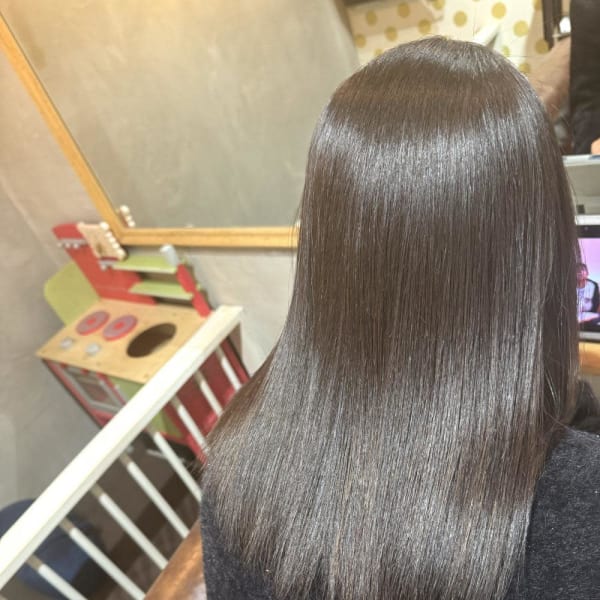 学生さん　縮毛矯正