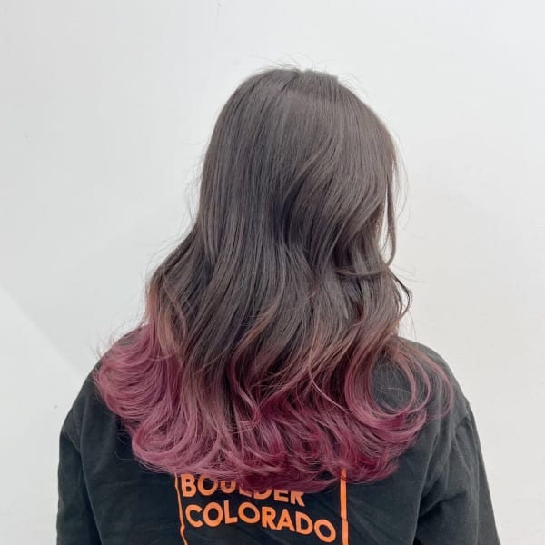 毛先ピンクカラー