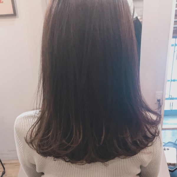 ミディアムレイヤー×アッシュブラウン|LOTUS hair design.