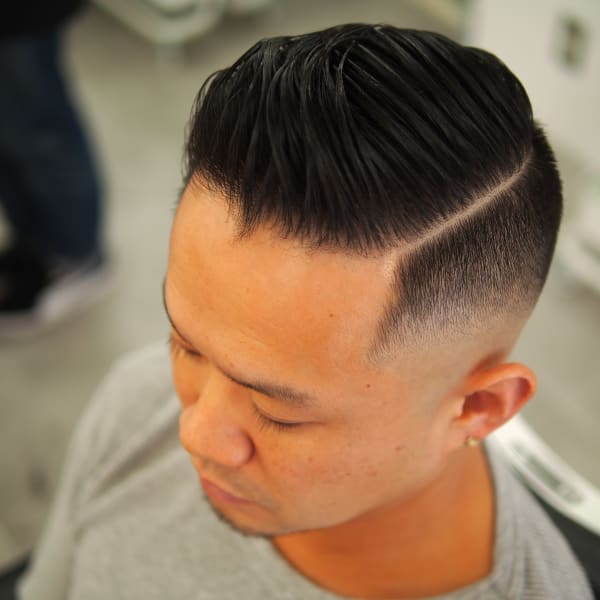 スキンフェード×ハードパートスタイル