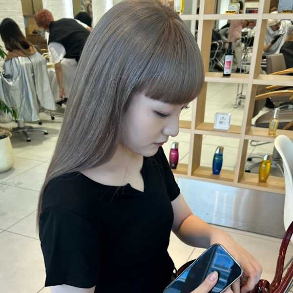 ホワイトベージュ