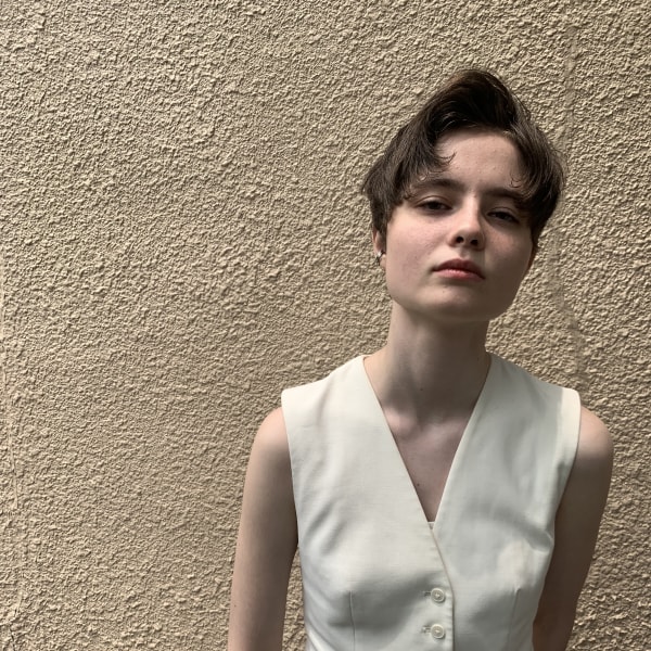 アップバングショート