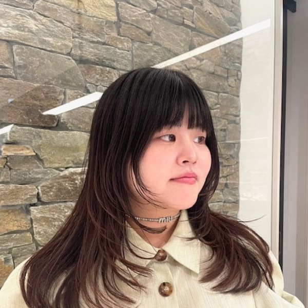 顔まわりがっつりレイヤーカット