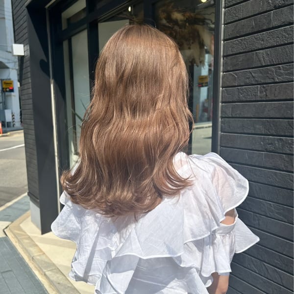 ナチュラルベージュ