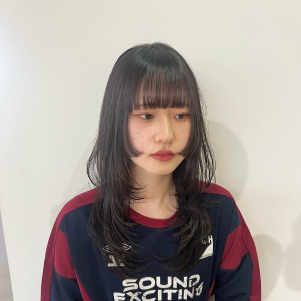 流行りのくびれウルフ/レイヤーカット